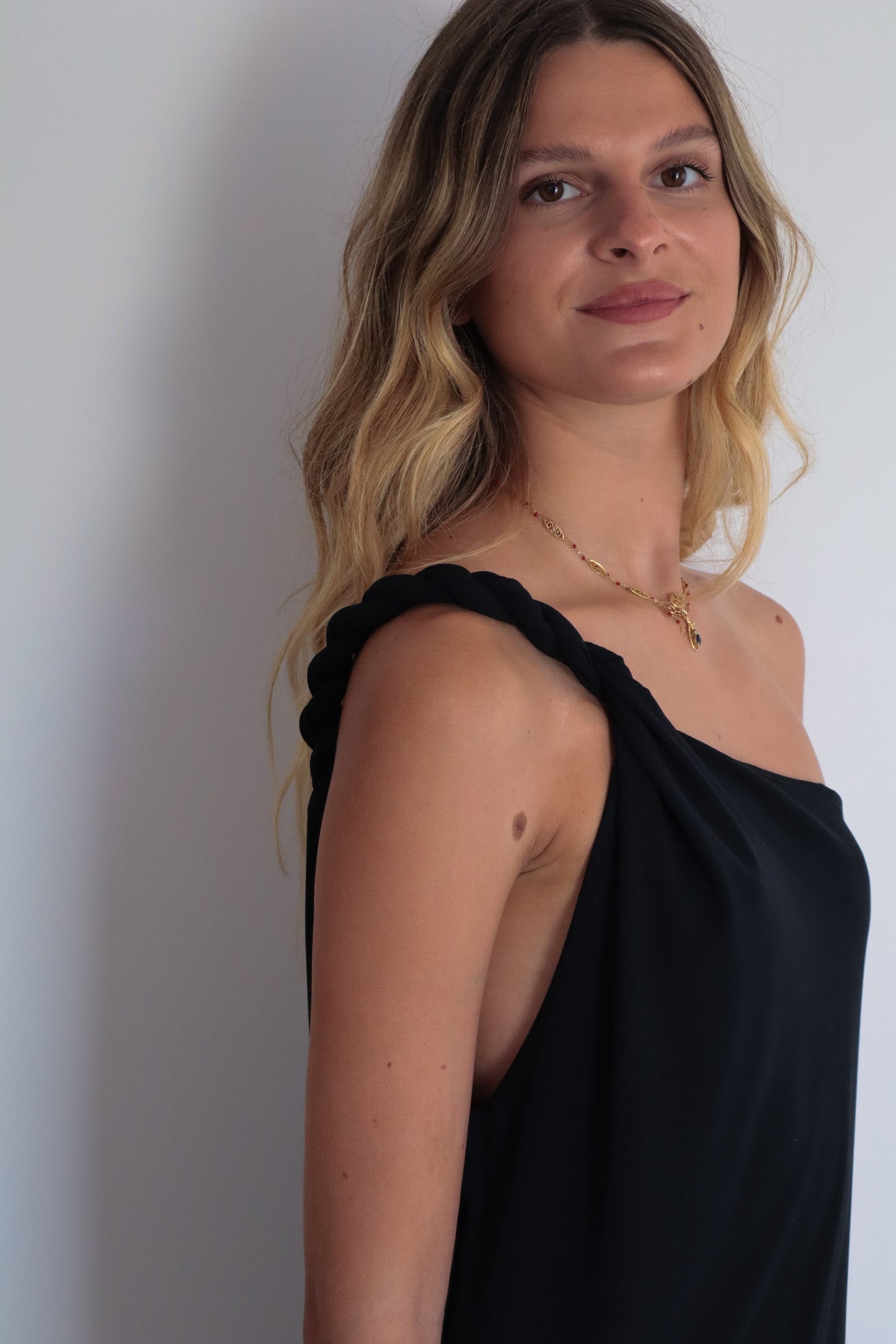 Robe longue One shoulder