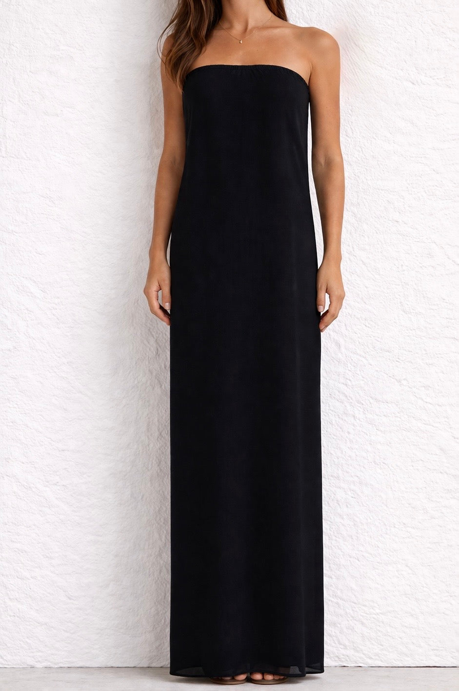 Robe longue noire minimaliste fabriquée en France par Pearl
